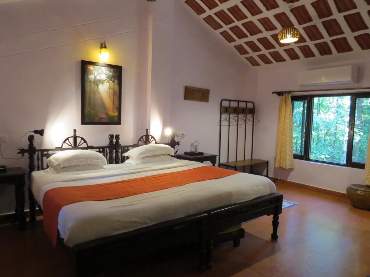 Kanha Jungle Lodge Dhanwār Eksteriør billede