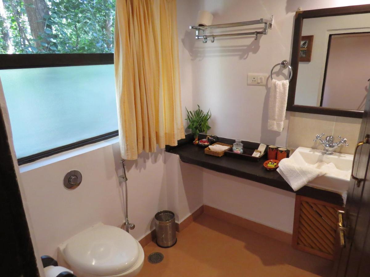 Kanha Jungle Lodge Dhanwār Eksteriør billede